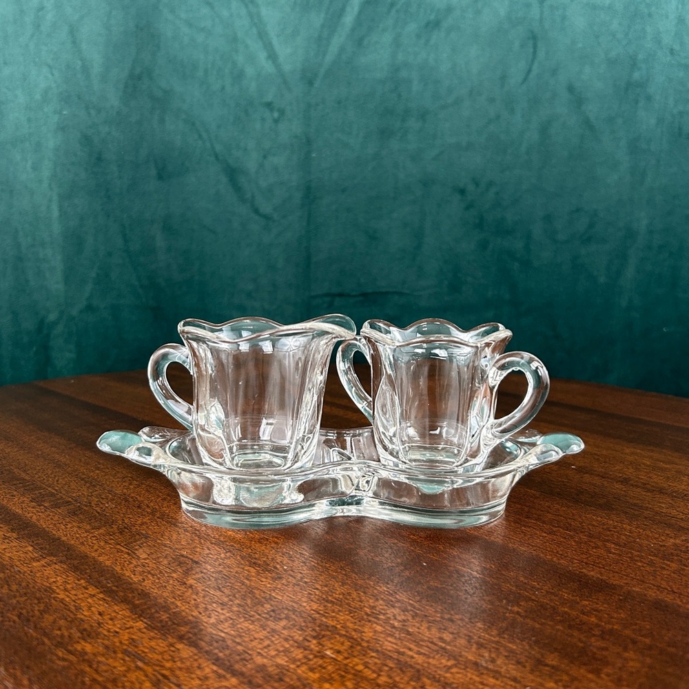 Vintage Tulip Clear Glass Creamer and Sugar Set with Tray